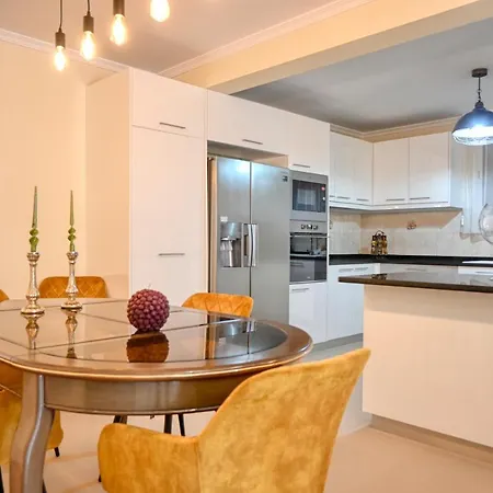 ヴィラ Mendonca, A In Madeira *