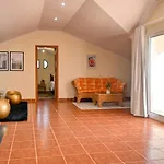 فيلة Mendonca, A In Madeira *