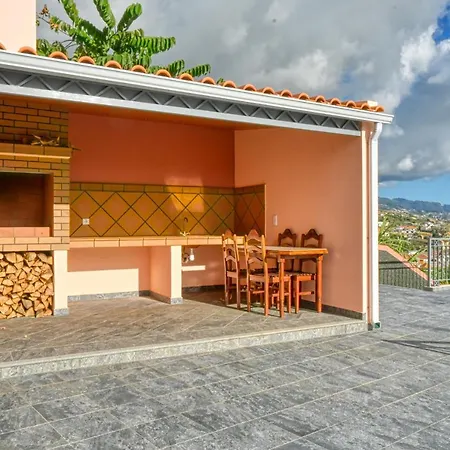 Mendonca, A In Madeira Canhas