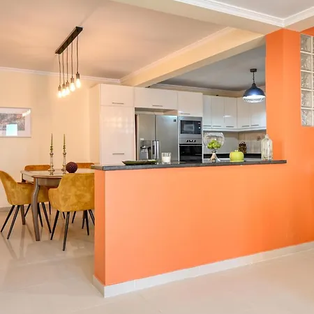 Mendonca, A In Madeira Вилла