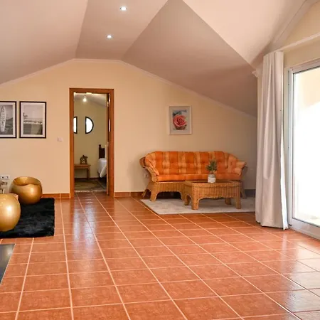 ヴィラ Mendonca, A In Madeira *
