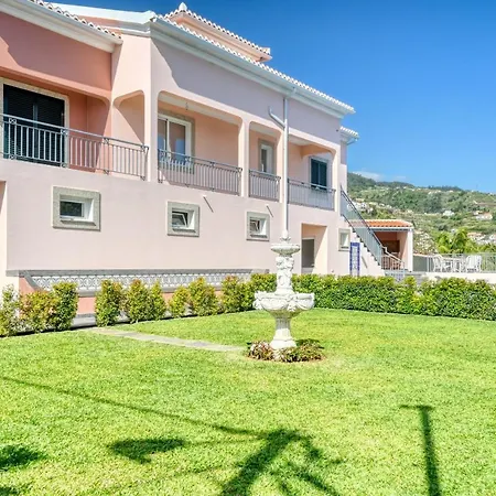 Mendonca, A In Madeira Вилла