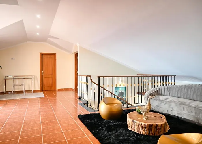 Mendonca, A In Madeira Villa *